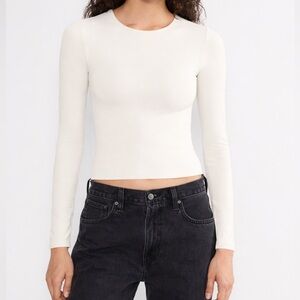 Aritzia contour Long Sleeve Top